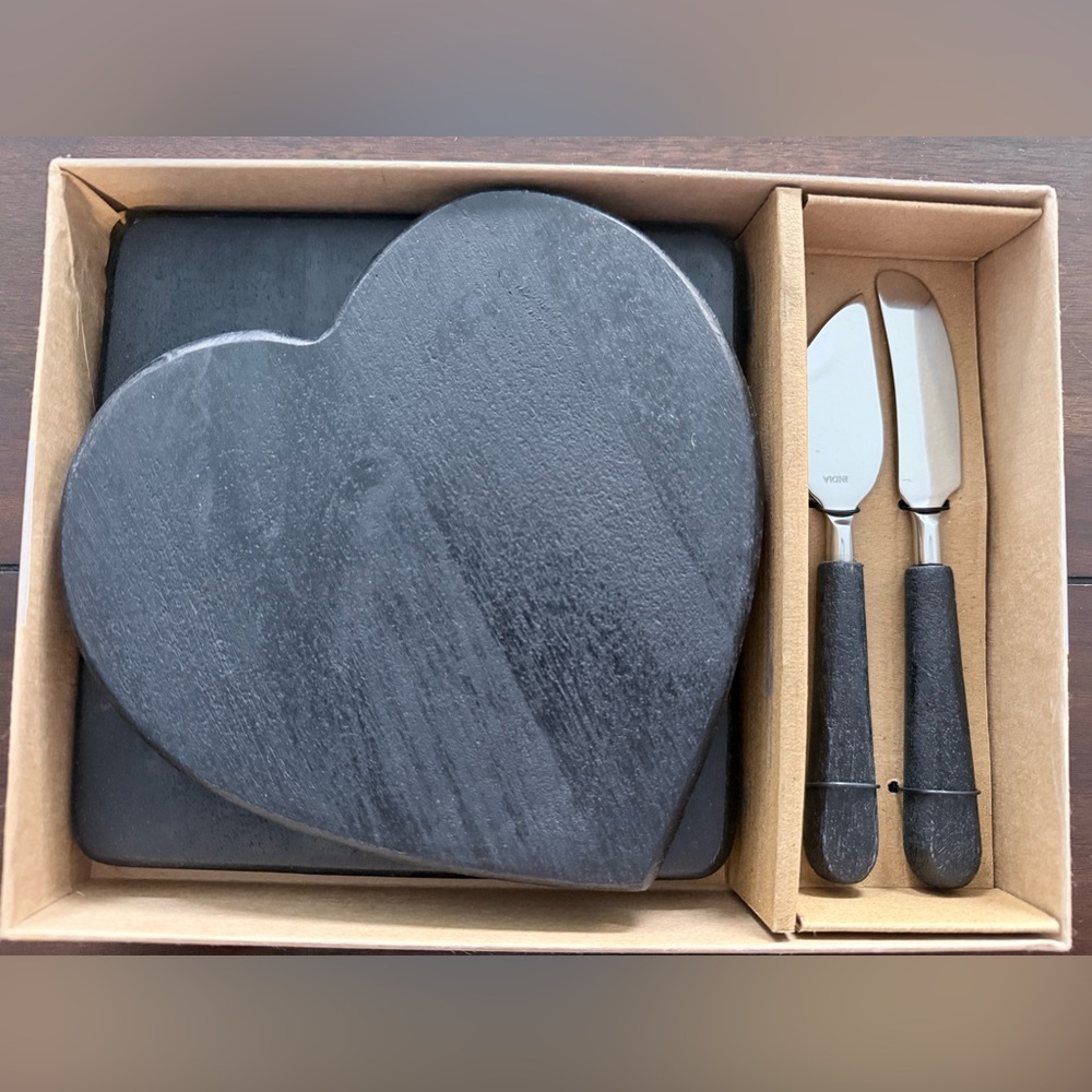 Pottery Barn Black Heart Slate Cheese Board Set with Knives
